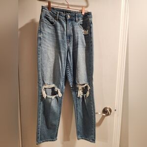 American Eagle Outfitters Light Blue Ripped Mom Jeans 4 Short